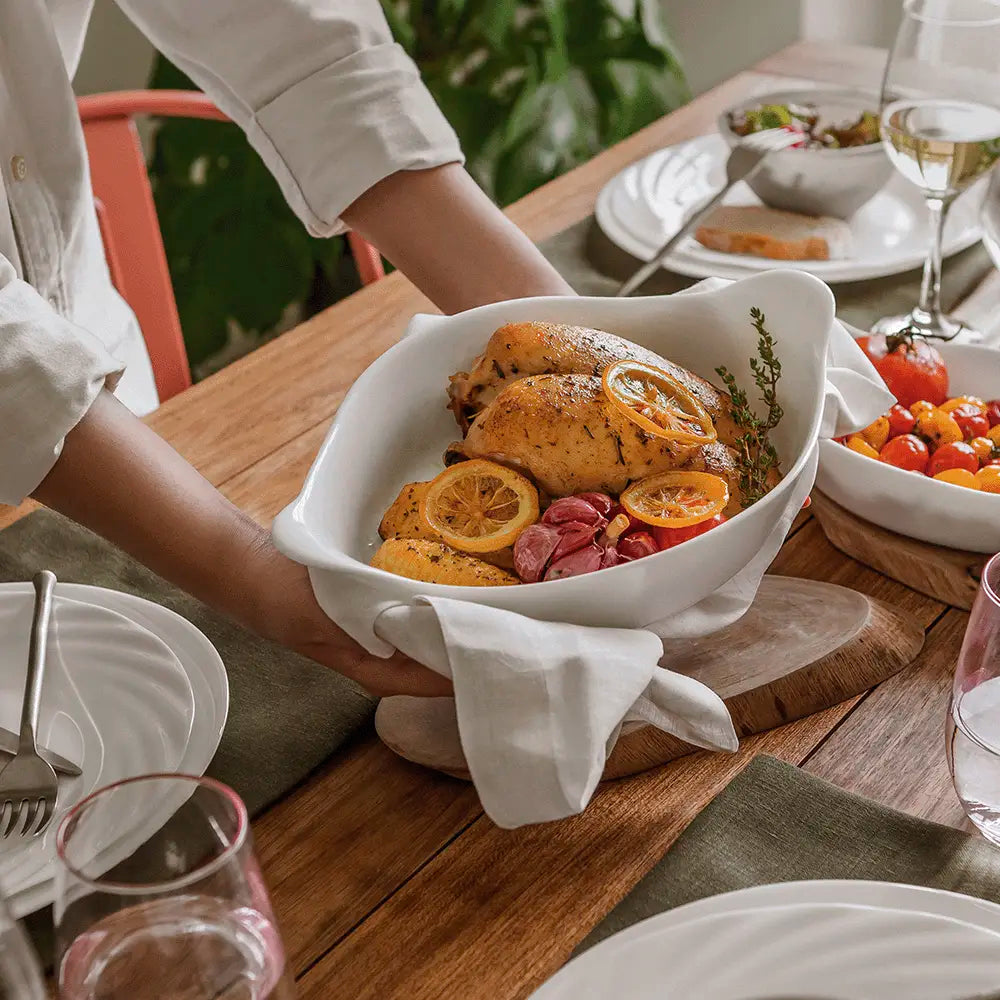 Assadeira Oval Branca Marinex Opaline de 1,85L